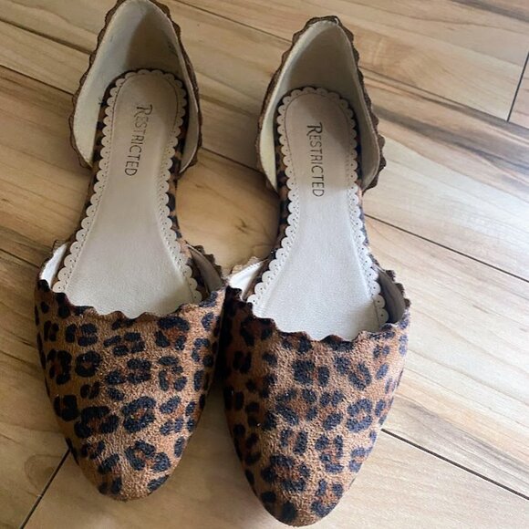 D'orsay Flats - Leopard Print - Picture 2 of 3
